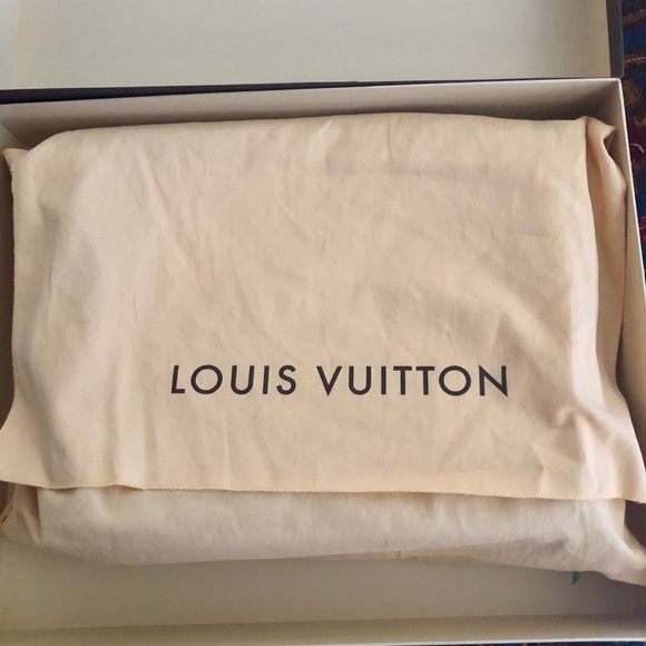 Authentic Mens Louis Vuitton mm Damier Ebene - Picture 3 of 8